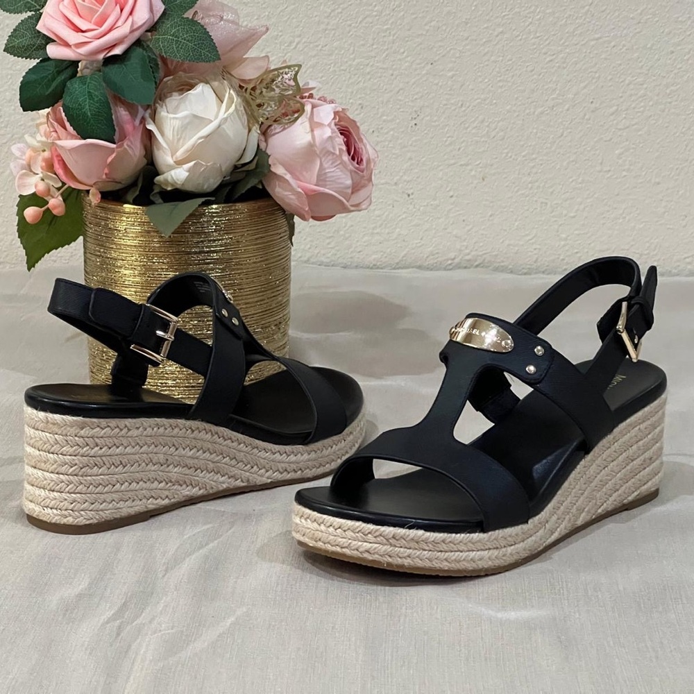 Michael Michael Kors Women’s Plate Wedge Sandals. New